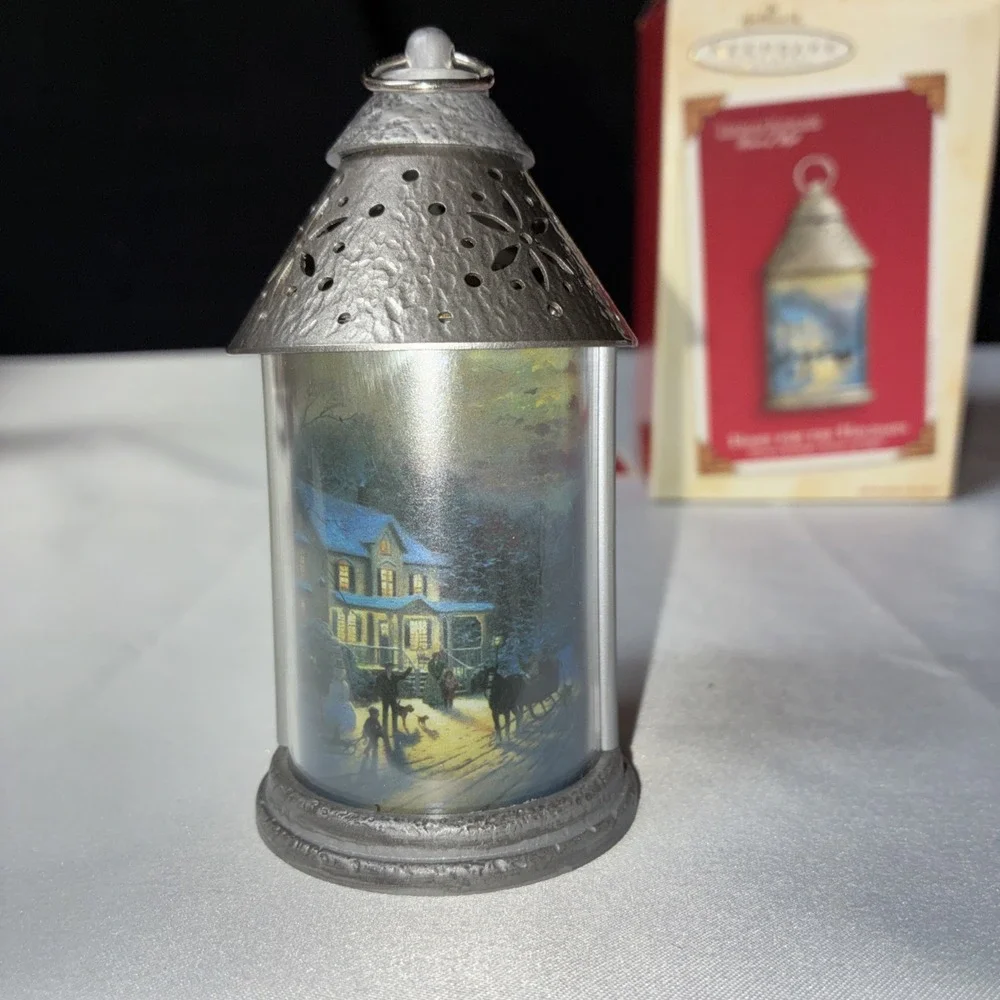 2003 Hallmark Keepsake Thomas Kinkade Home For The Holidays Light Up Ornament